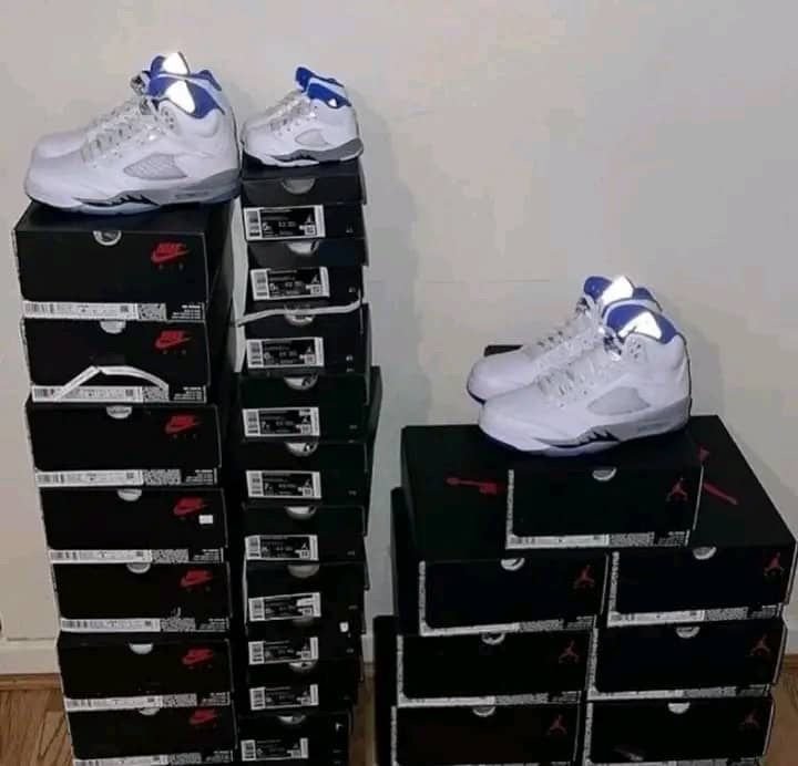 Air Jordan - Image 2