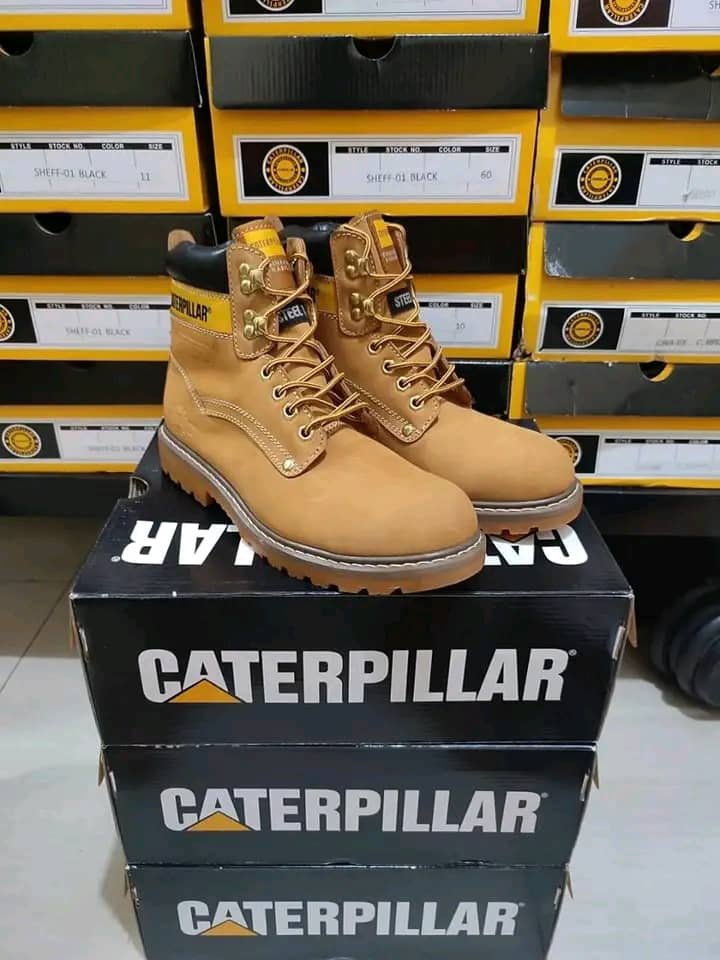 Carhartt Boots Pallet - Image 4