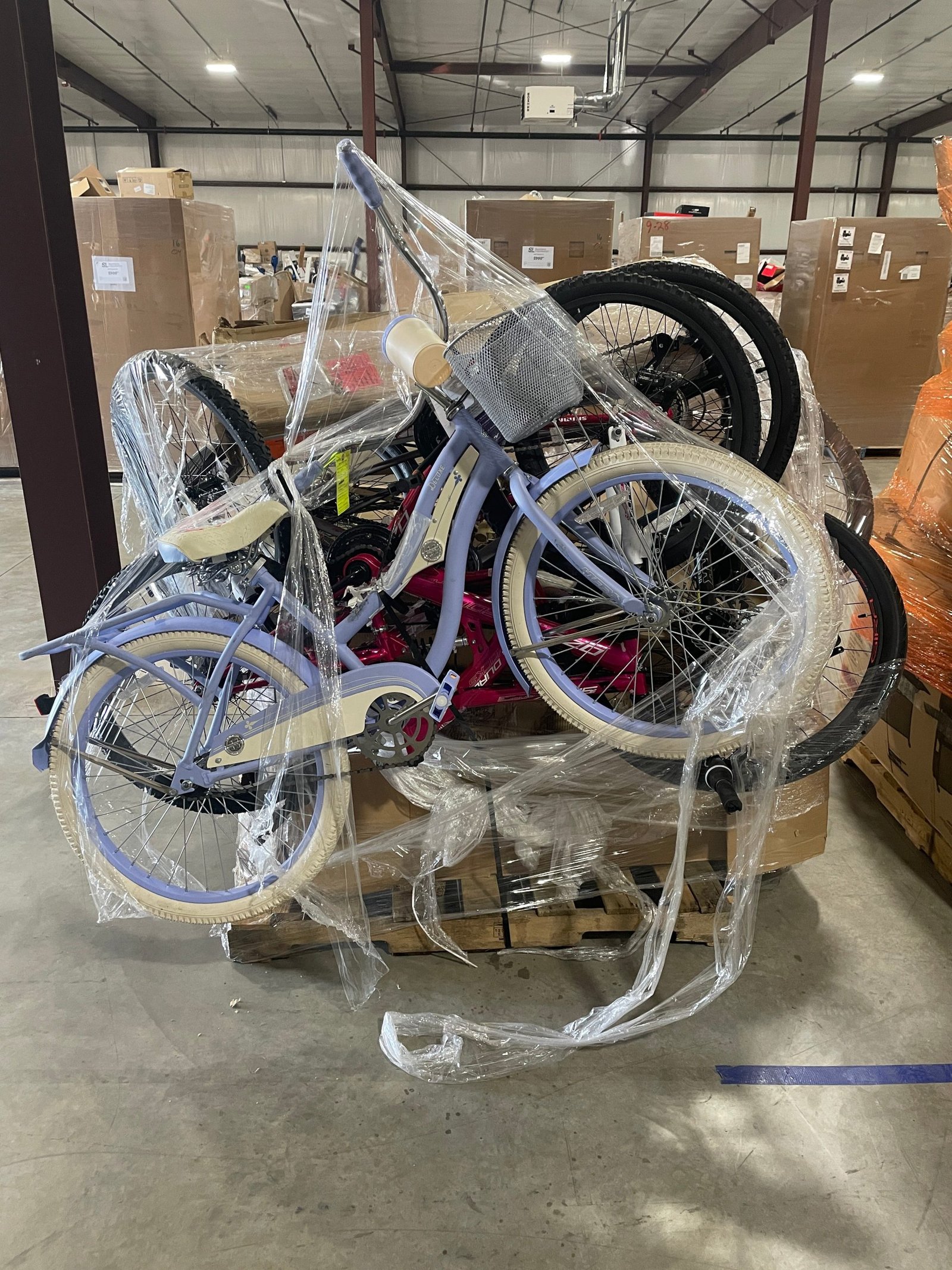 Sport & Outdoor Pallets - Image 4