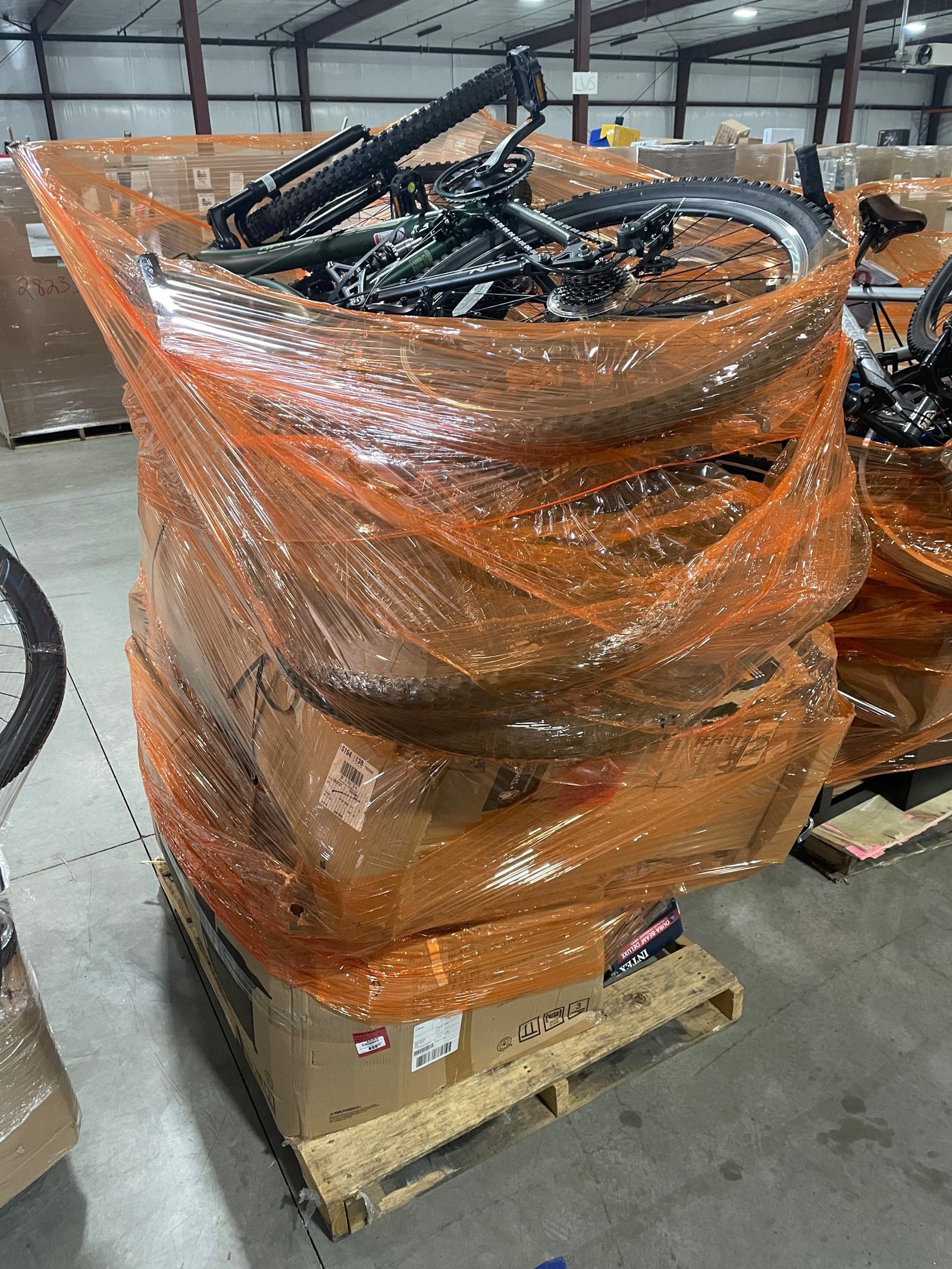 Sport & Outdoor Pallets - Image 3