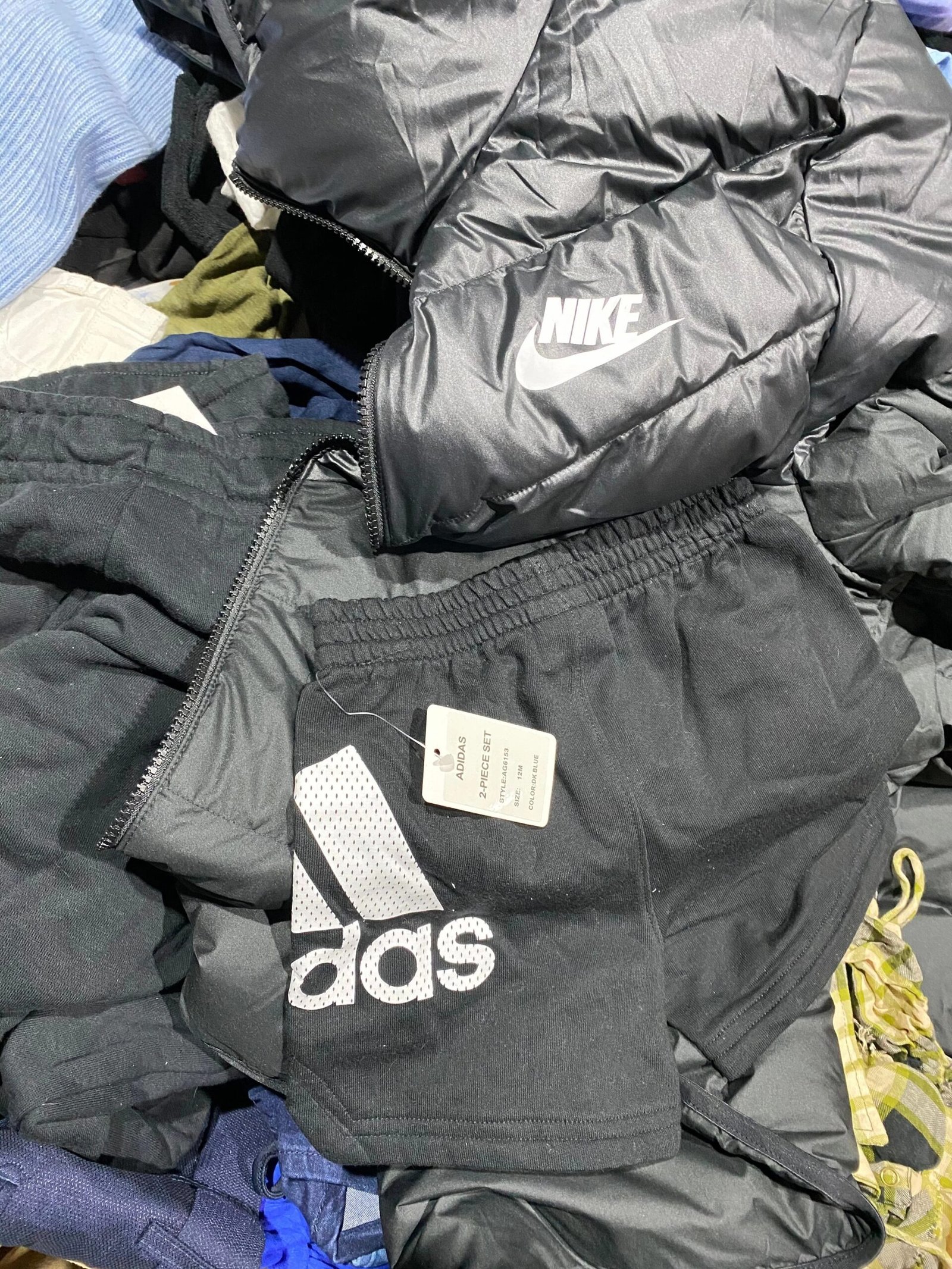 LUXURY RETAILER Apparel Pallet - Image 5