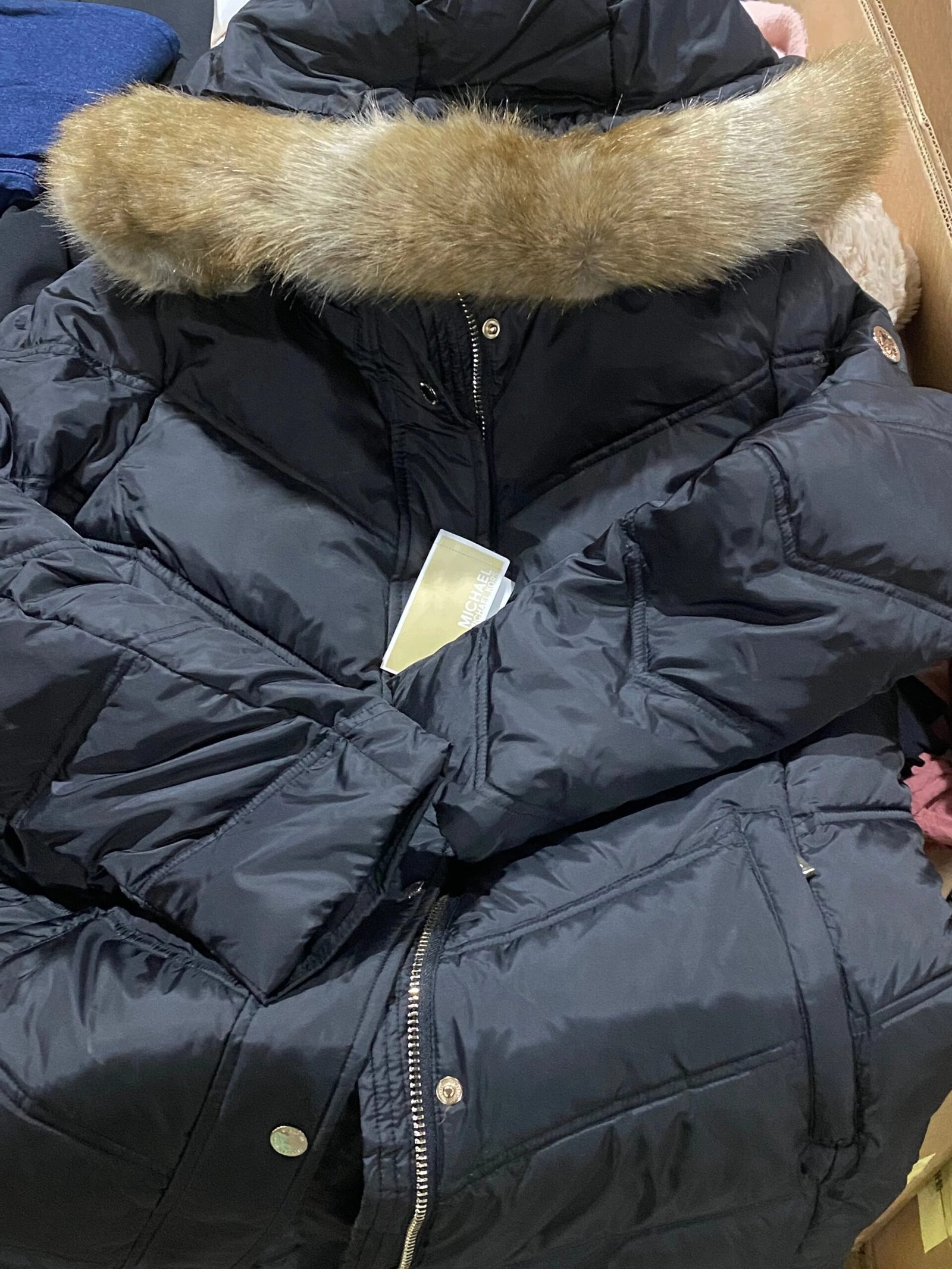 LUXURY RETAILER Apparel Pallet - Image 2