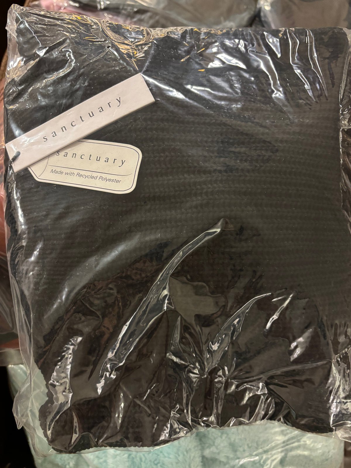 Name-Brand APPAREL Pallet - Image 2