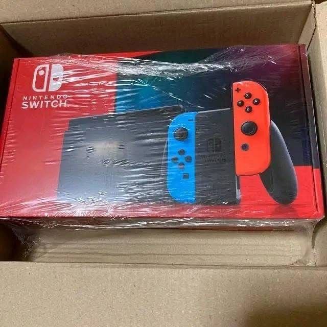 Nintendo Switch Pallet – Mixed Models & Accessories - Image 4