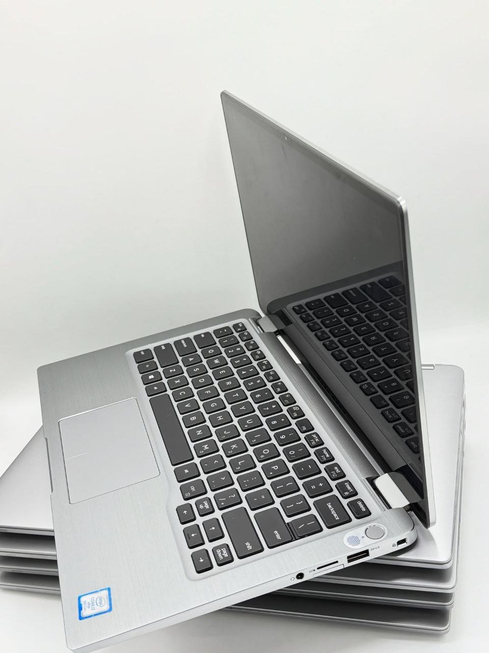 HP EliteBook x360 1040 G6 – Sleek, Smart, and Ready to Roll - Image 3