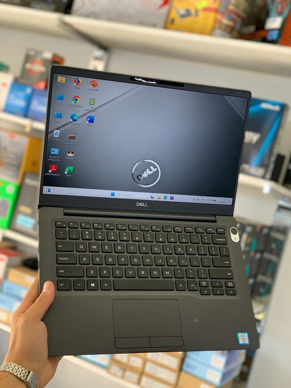 Dell Latitude 7400 – Business-Class Power & Style - Image 3