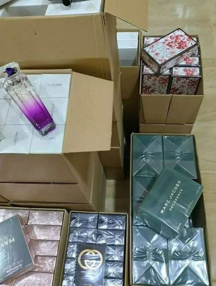 Mixed Brand Perfume Pallet – Designer Fragrance Collection - Image 7