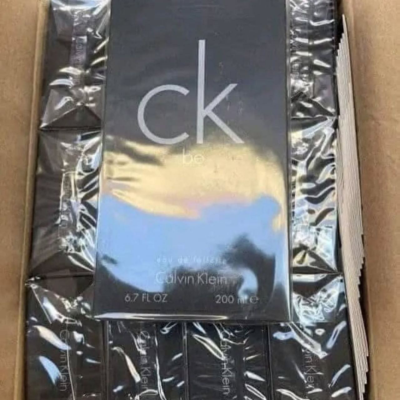 Mixed Brand Perfume Pallet – Designer Fragrance Collection - Image 17