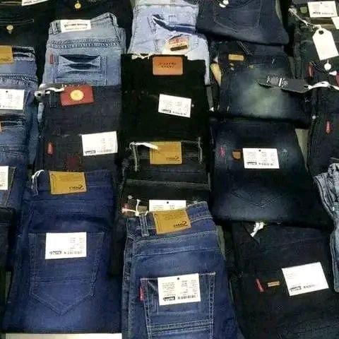 Levi’s & Mixed Denim Pallet – Bulk Jeans Inventory - Image 2