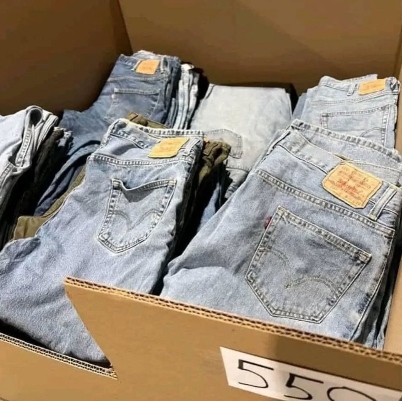 Levi’s & Mixed Denim Pallet – Bulk Jeans Inventory - Image 5