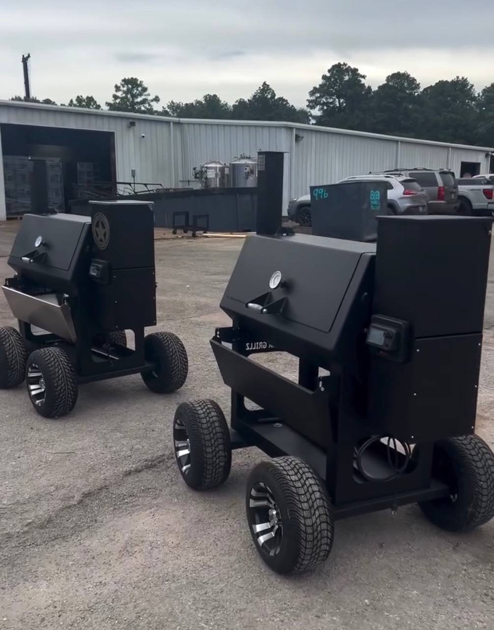 RoadFire Custom BBQ Smoker - Image 4